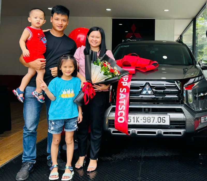 Hình ảnh hoạt động tư vấn xe tại Long An